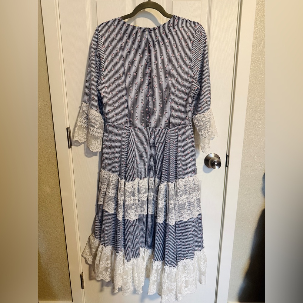 Dainty Jewells Lace Tiered Midi Dress Size M Modest Feminine Romantic - Picture 6 of 7